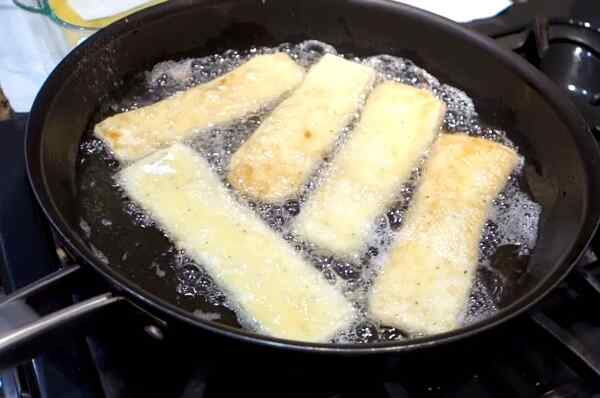 Жареные кабачки – 2 простых и вкусных рецепта Кабачки жареные кружочками на сковороде рецепт