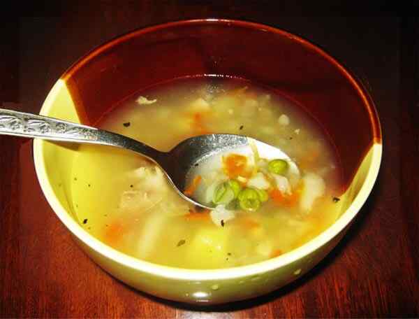 Овощной суп с сыром и говядиной