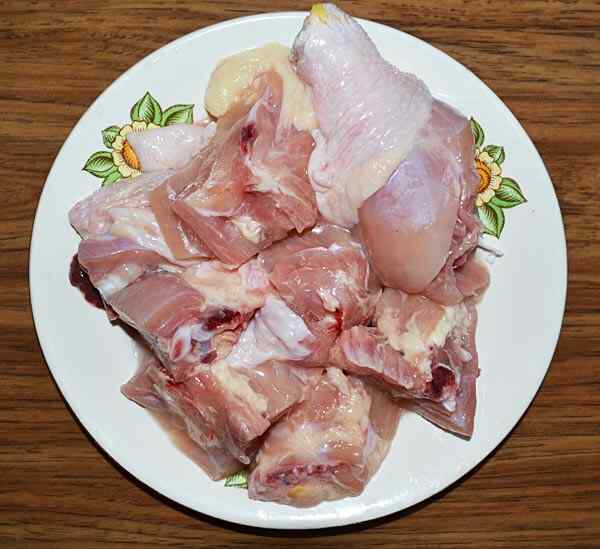 Капуста тушеная с курицей в мультиварке