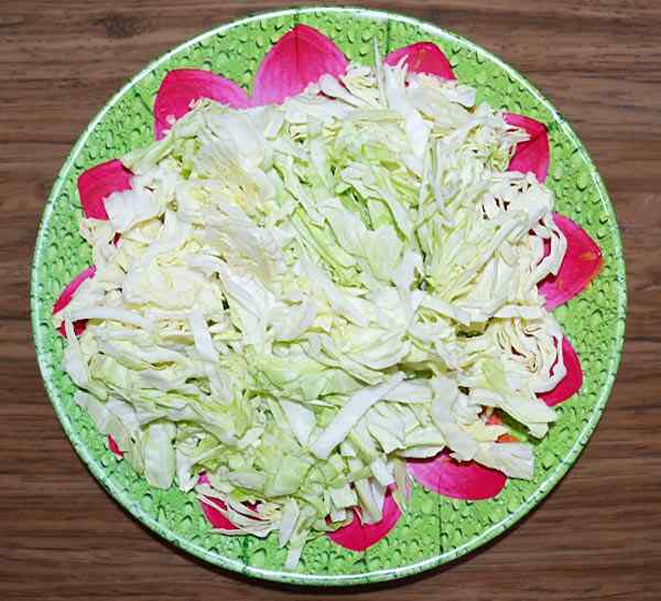 Рецепт тушеной капусты с курицей в мультиварке