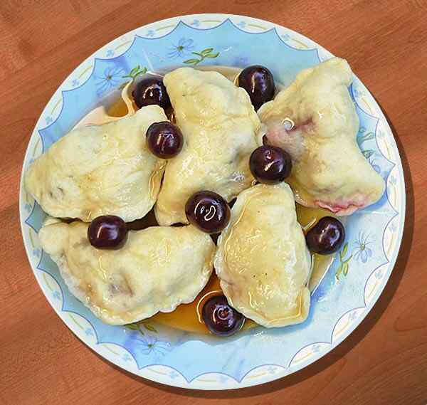 Вареники с вишнями в мультиварке на пару Вареники в мультиварке