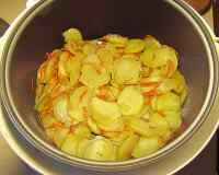 Запеченный картофель в мультиварке