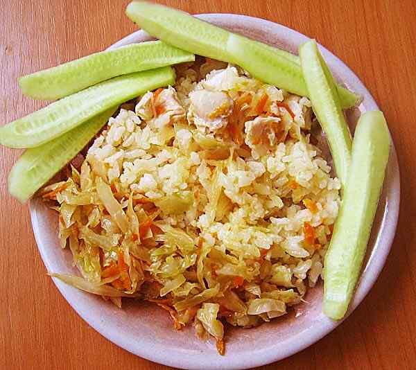 Пересыпка - курица тушеная с капустой и рисом Курица с рисом в мультиварке