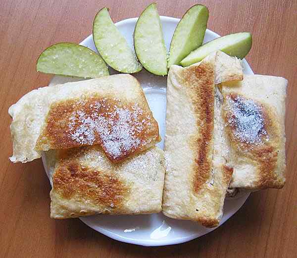 Запеченные яблоки в мультиварке