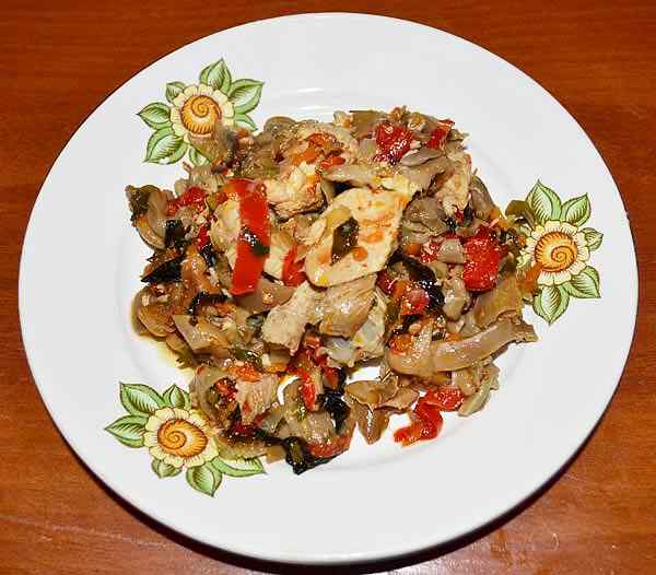 Куриная грудка с овощами