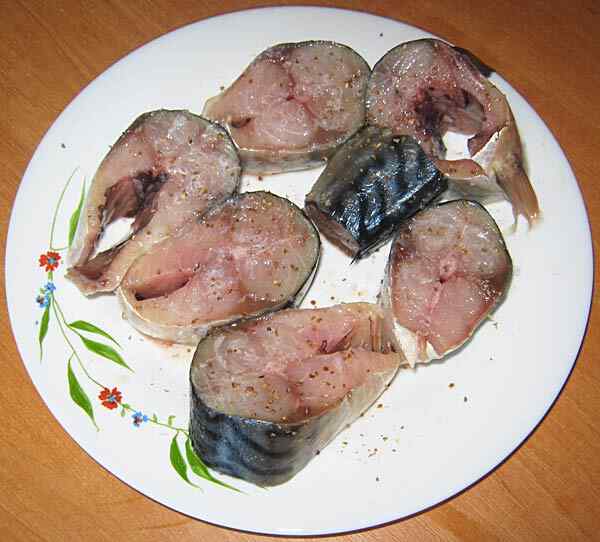 Рецепт запеченной скумбрии с овощами