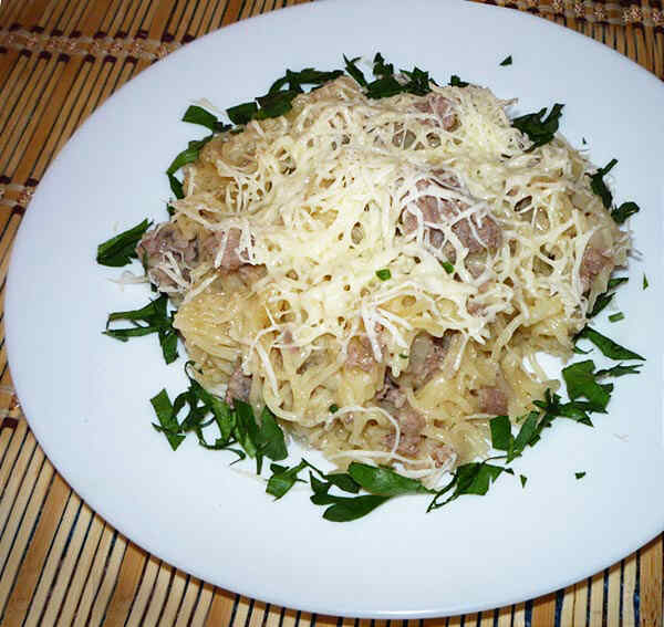 Макароны с тушенкой в мультиварке