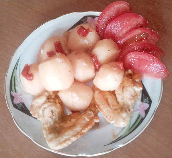 Порция тушеной картошки с мясом как тушить картошку с мясом в мультиварке