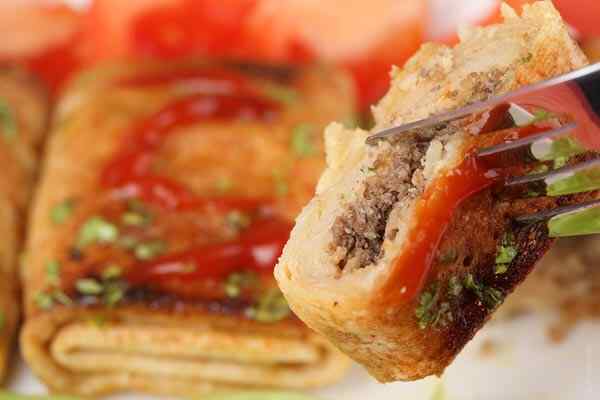 Блинчики с фаршем и луком