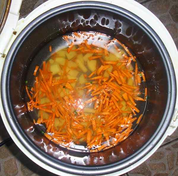 Какой приготовить суп в мультиварке