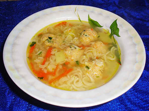 Суп в мультиварке куриный