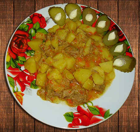 Тушеная утка с картошкой