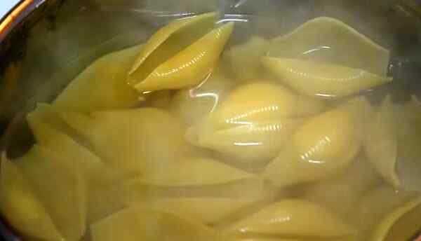 Как приготовить фаршированные макароны ракушки с фаршем