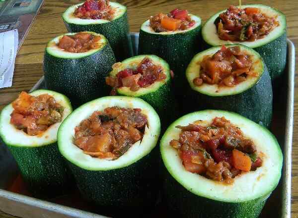 Кабачки фаршированные куриным фаршем запеченные в духовке