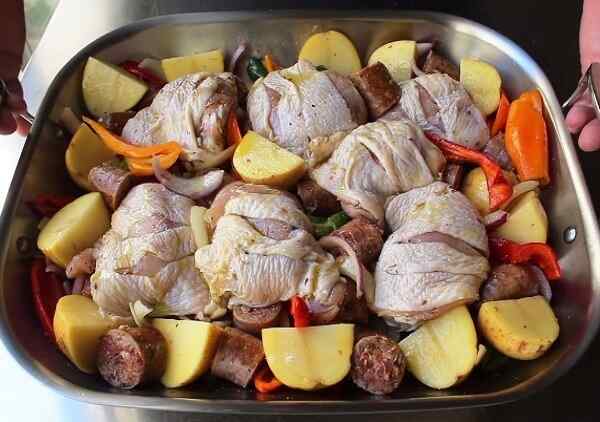 Курица с картошкой в духовке рецепт самый