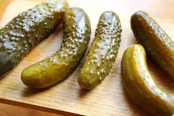 Огурцы маринованные с лимонной кислотой