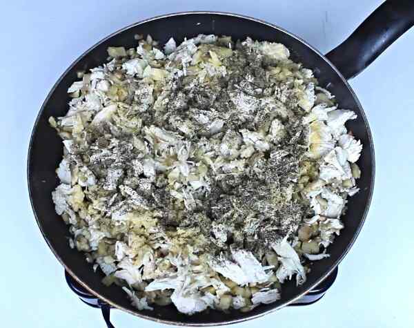 Яичные блинчики с курицей