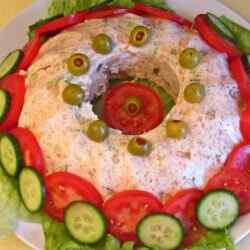 Салат с корейской морковью и копченой курицей