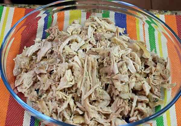 Холодец из свиных ножек курицы и говядины