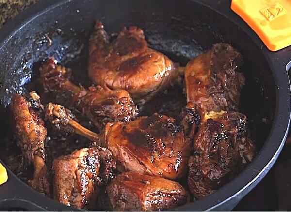 Как вкусно приготовить утку кусочками в утятнице