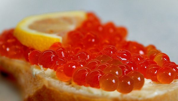 Структурированная икра: Элегантный деликатес с множеством возможностей Структурированная икра: Элегантный деликатес с множеством возможностей