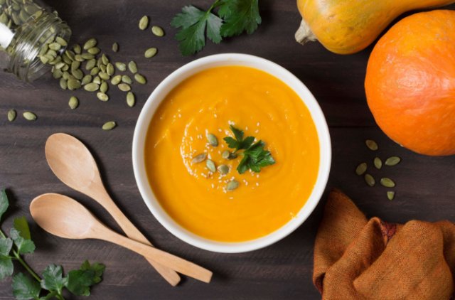 Тыквенный суп: согревающий вкус осени Тыквенный суп: согревающий вкус осени